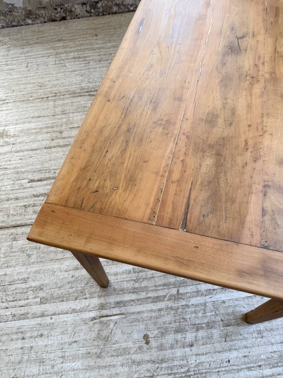 Cherry farmhouse table with spindle legs, 1950s