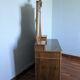 Dressing table in fine walnut from the 19th century.