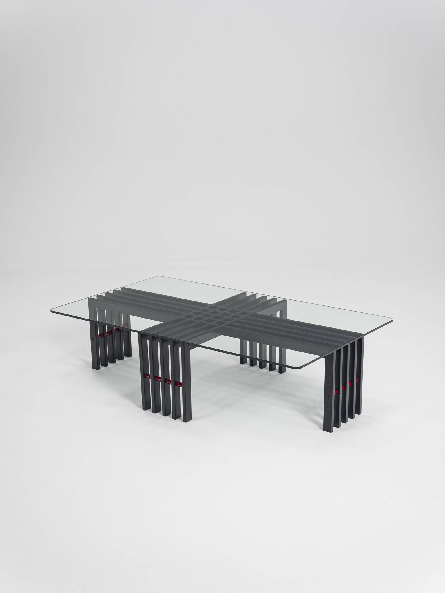 Table basse à cadre en bois, Italie, années 1970
