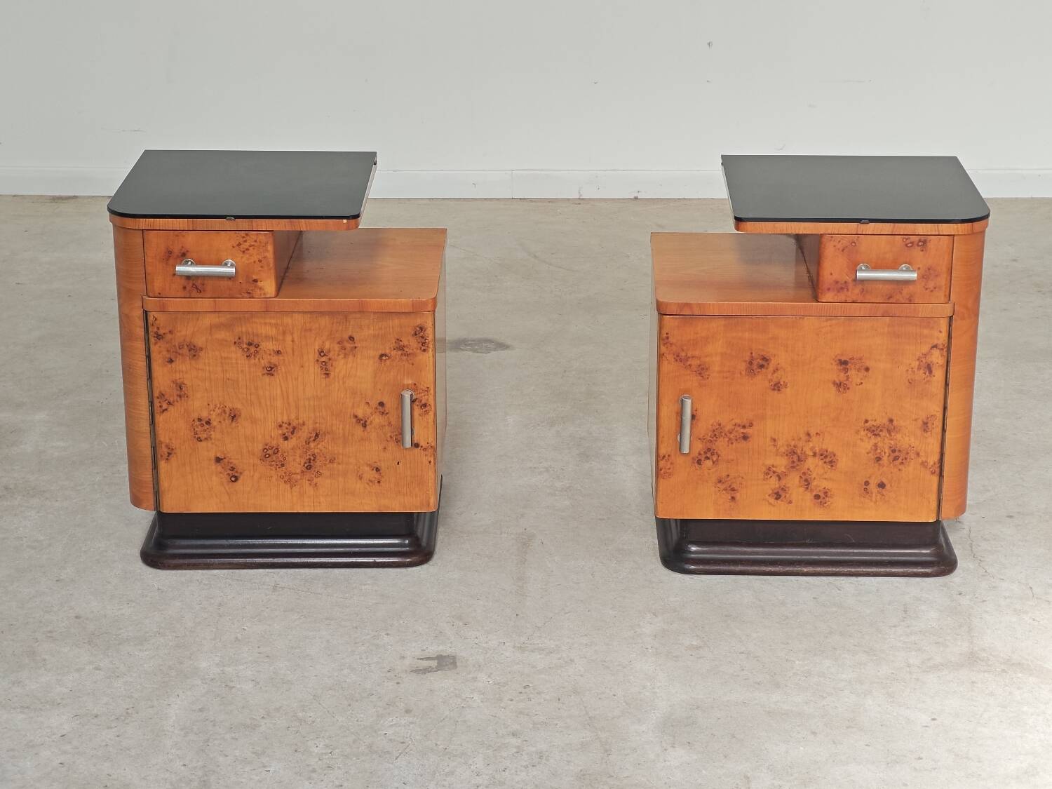 Art Deco bedside table by Jindrich Halabala for Up Zavody