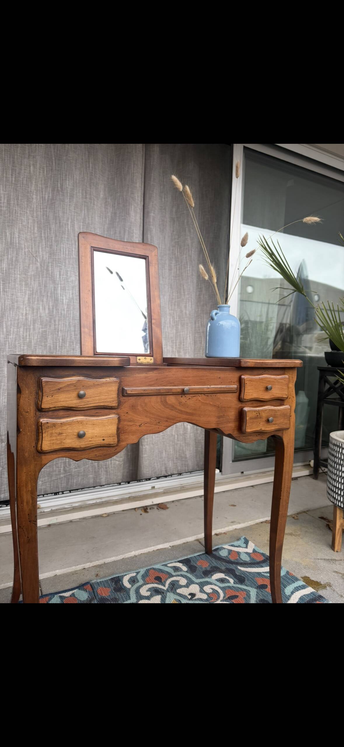 Beautiful dressing table and desk