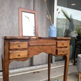 Beautiful dressing table and desk