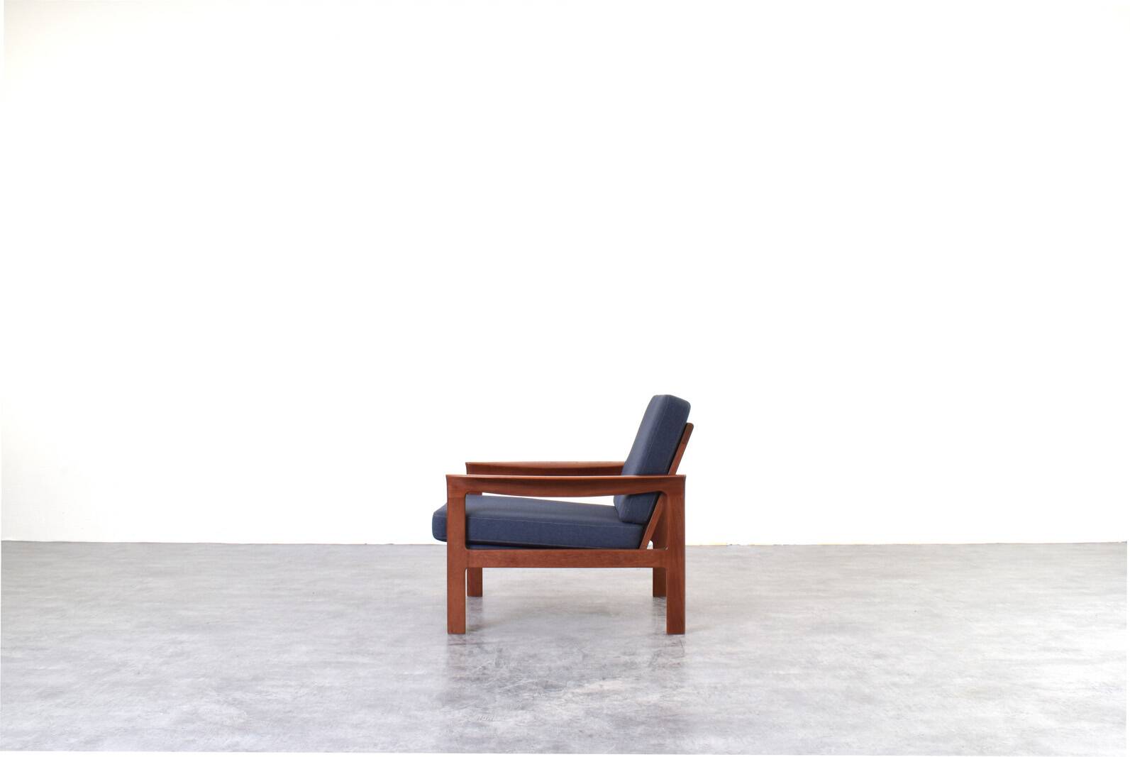 Mid-Century Danish Teak Lounge Chairs by Arne Vodder for Komfort, 1960s, Se