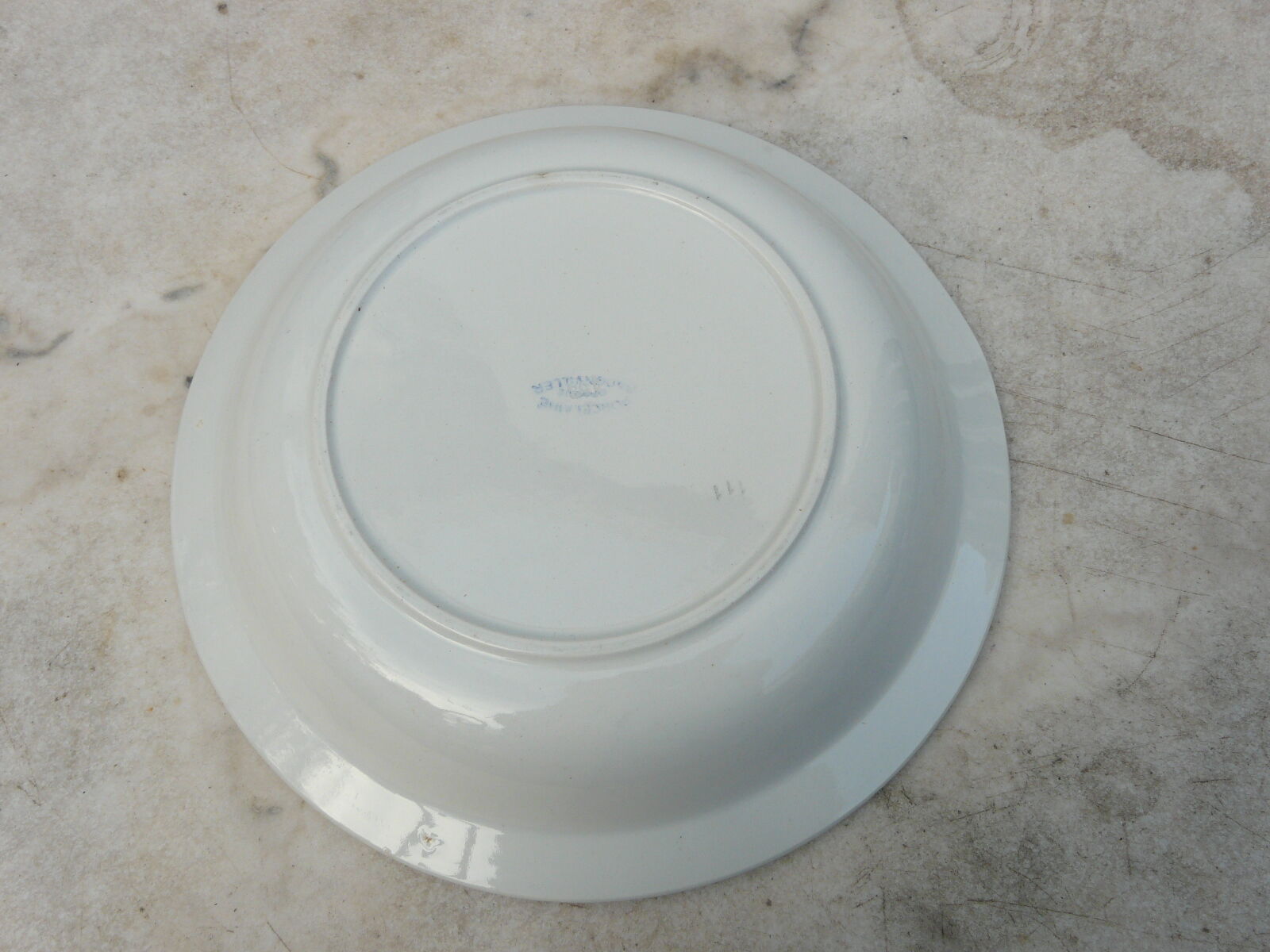 Plat creux de service vintage Badonviller art déco fleurs rouge