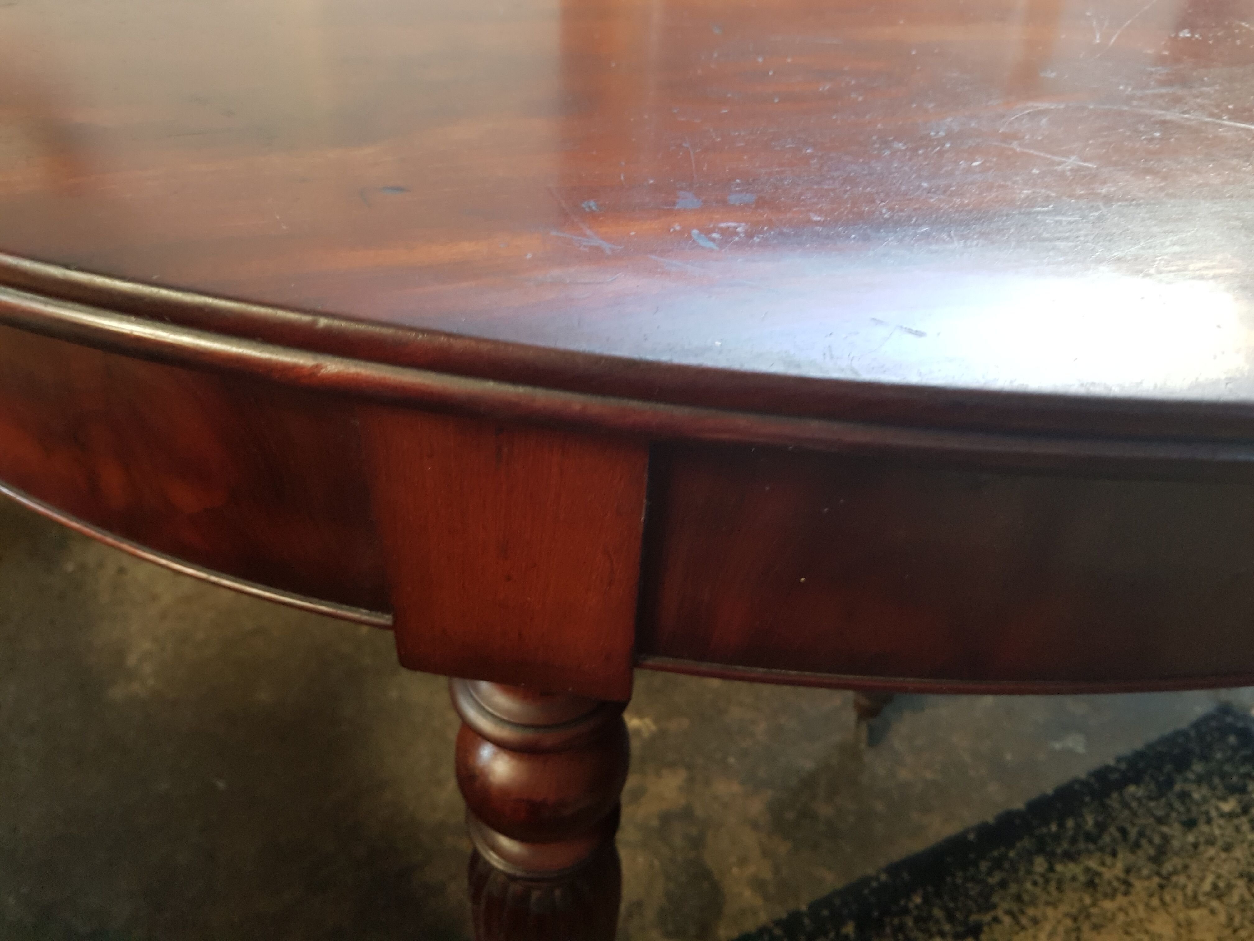 Louis Philippe oval table, 19th