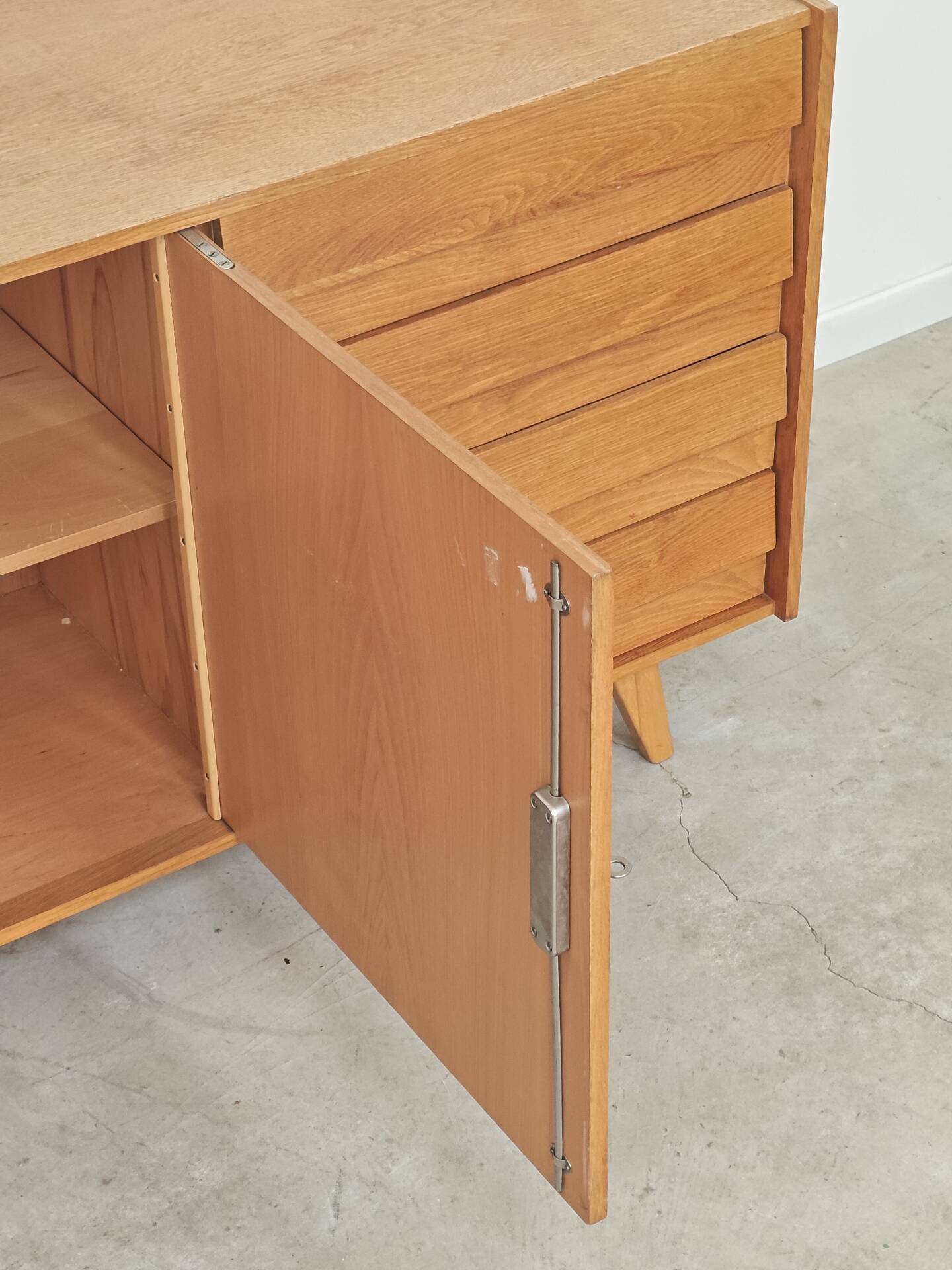 Enfilade U460 light wood by Jiri Jiroutek for Interier Praha 1960