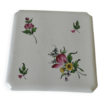 Dessous de plat ancien KG Lunéville, décor floral peint à la main