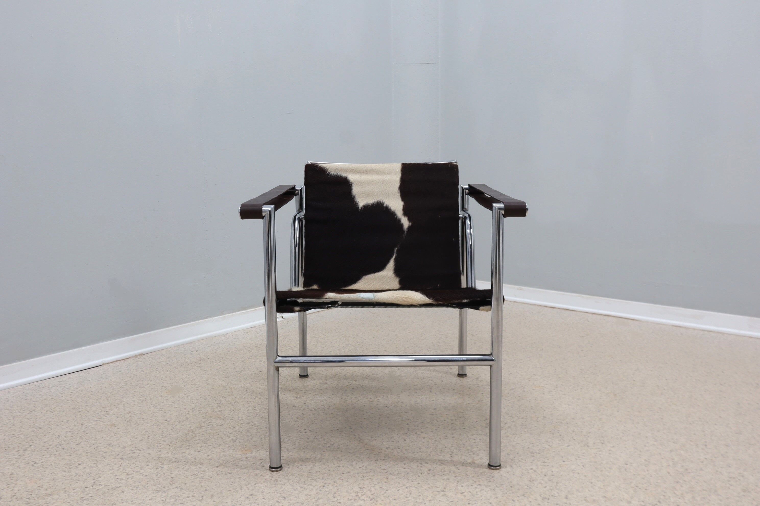LC1 pony armchair original Cassina 1970s
