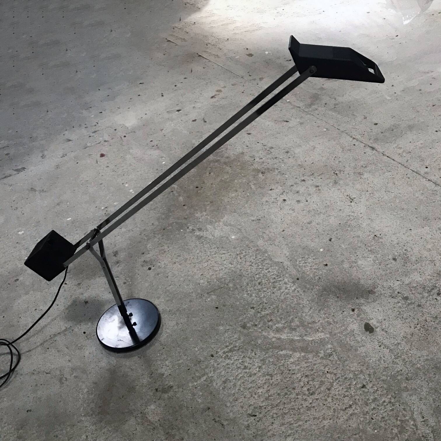 Vintage Desk Lamp • Cisne • Fase • 1980