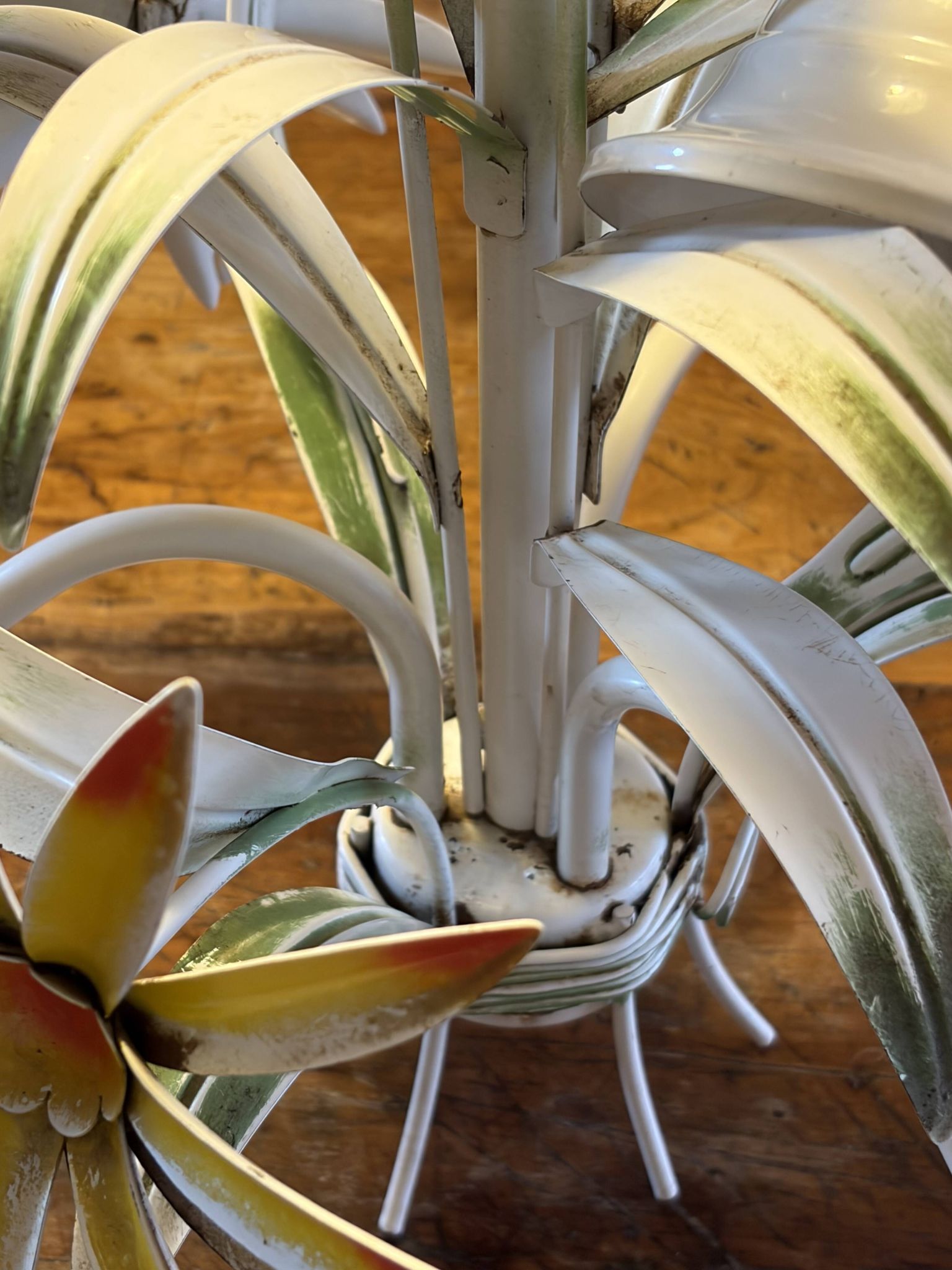Vintage floral metal painted chandelier – 3 lights – 1970s