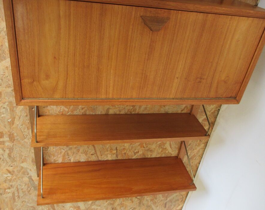 Poul Cadovius Royal System