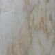 Table basse vintage en marbre rose