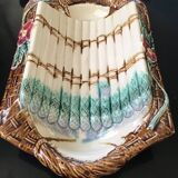 Asparagus dish with earthenware