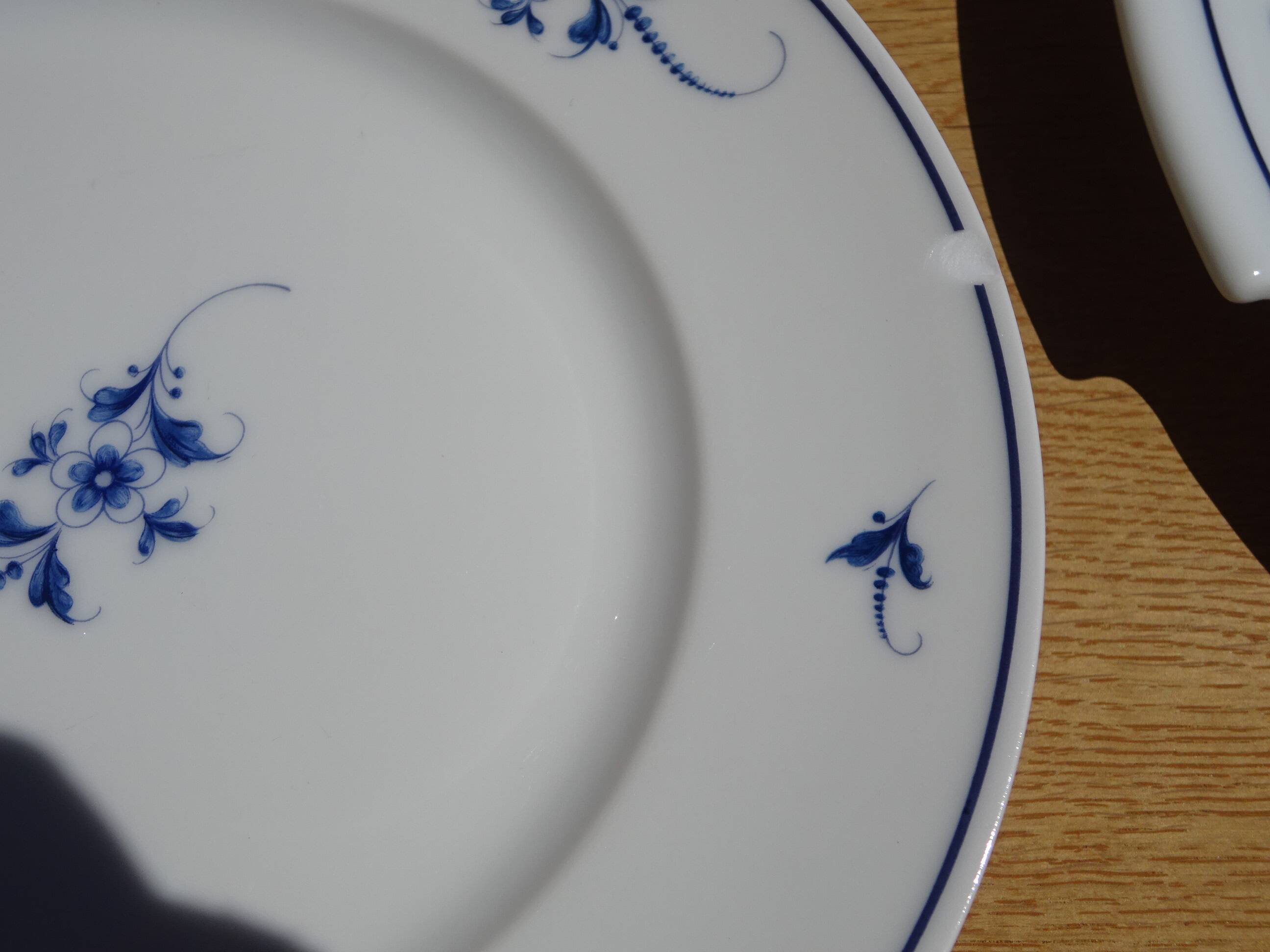 Dessert service, 13 pieces in Limoges porcelain, Bernardaud