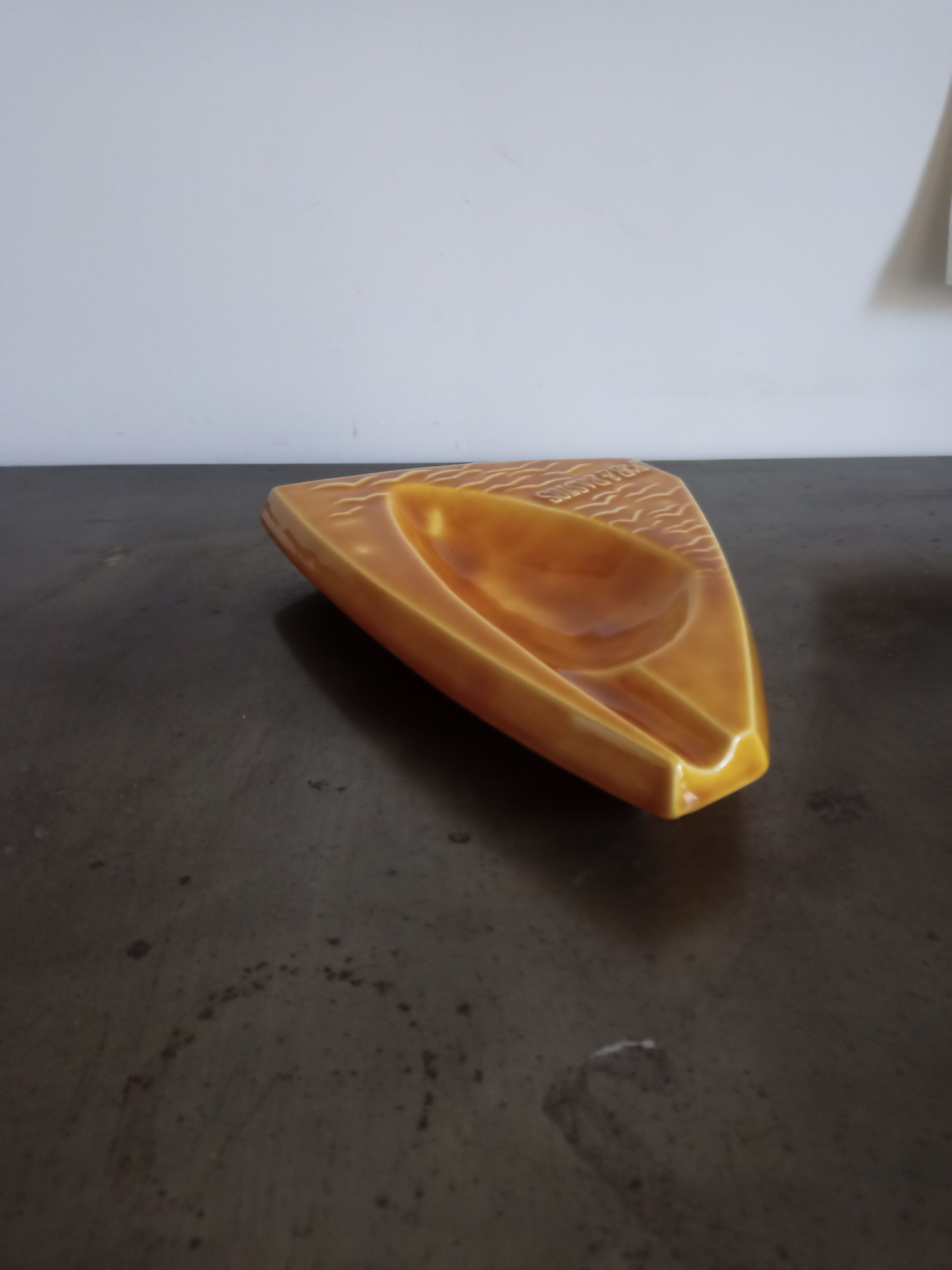 Job & Bastos Corsica ceramic counter ashtray