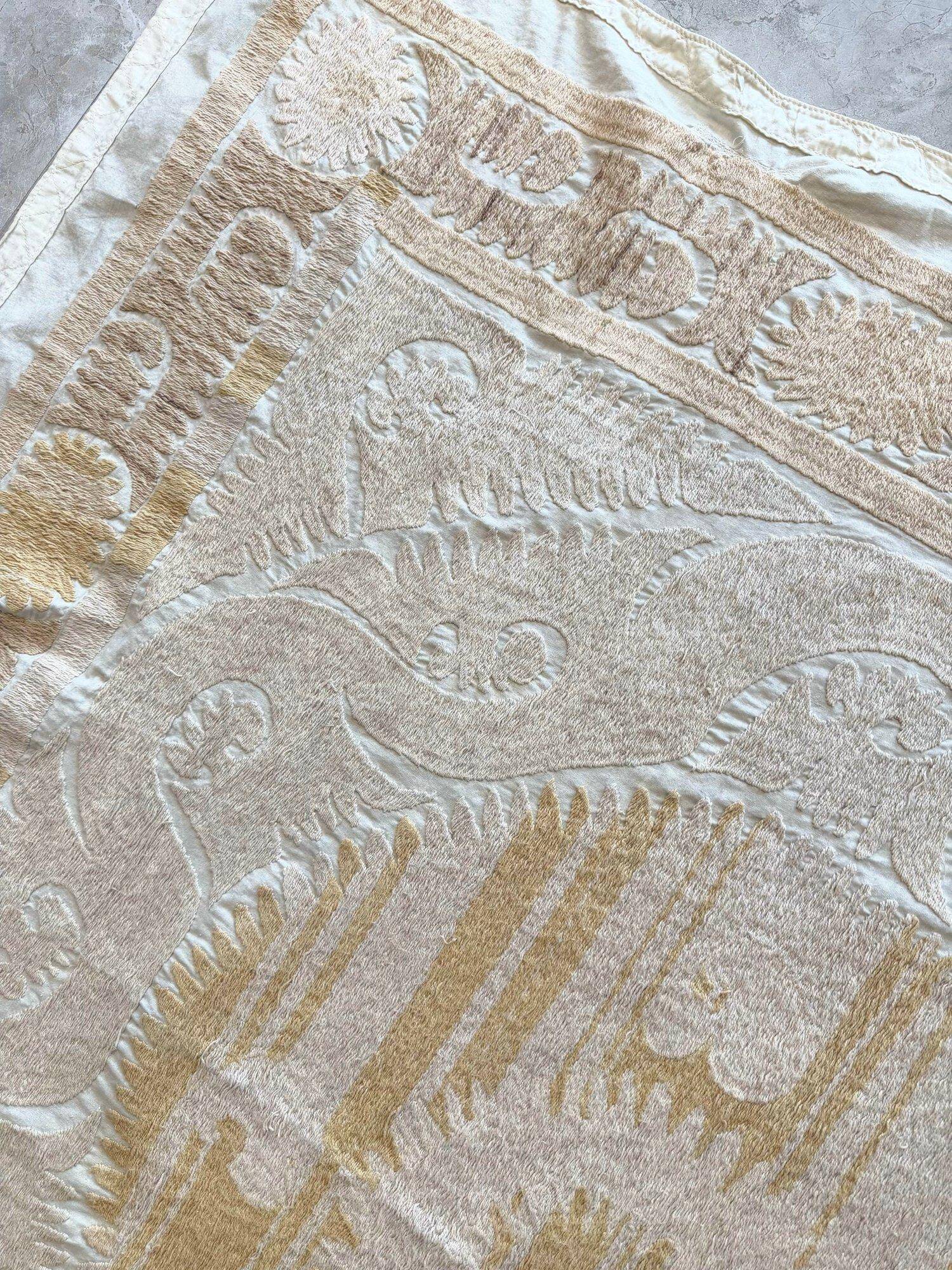 Vintage hand-embroidered tablecloth 144x147 cm