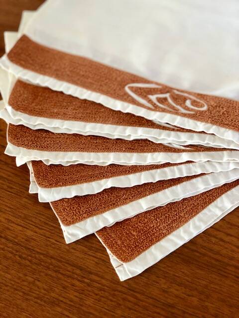 Placemats and napkins