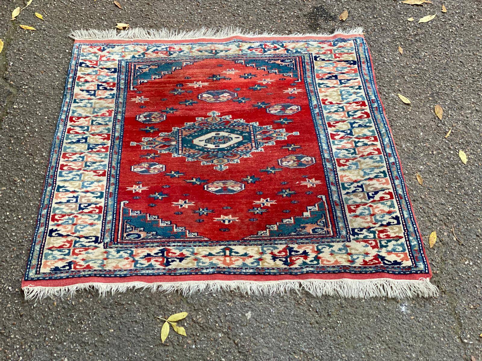 Nemrut square burgundy Persian wool rug, 100x100cm