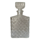 Carafe en verre ciselé