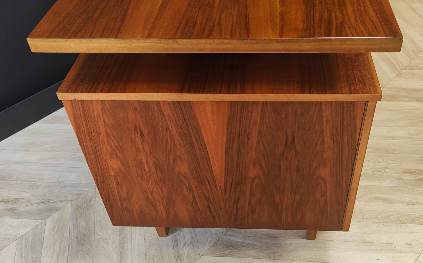 Mid Century bureau