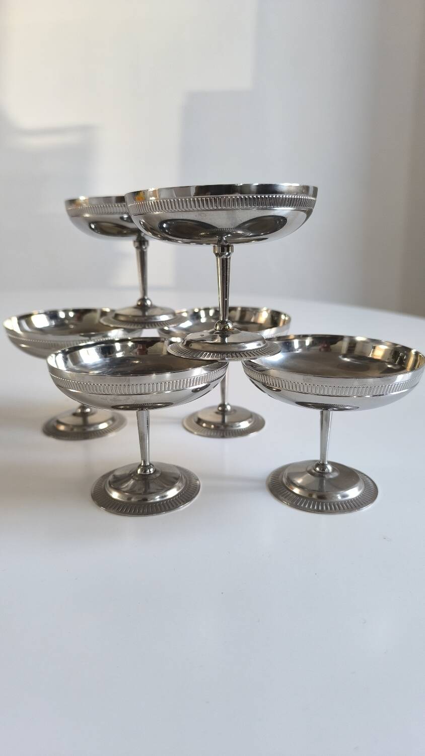 Set de 6 coupes a glace en métal chromé