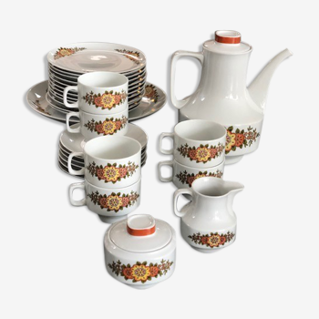 Seventies porcelain tea or coffee set