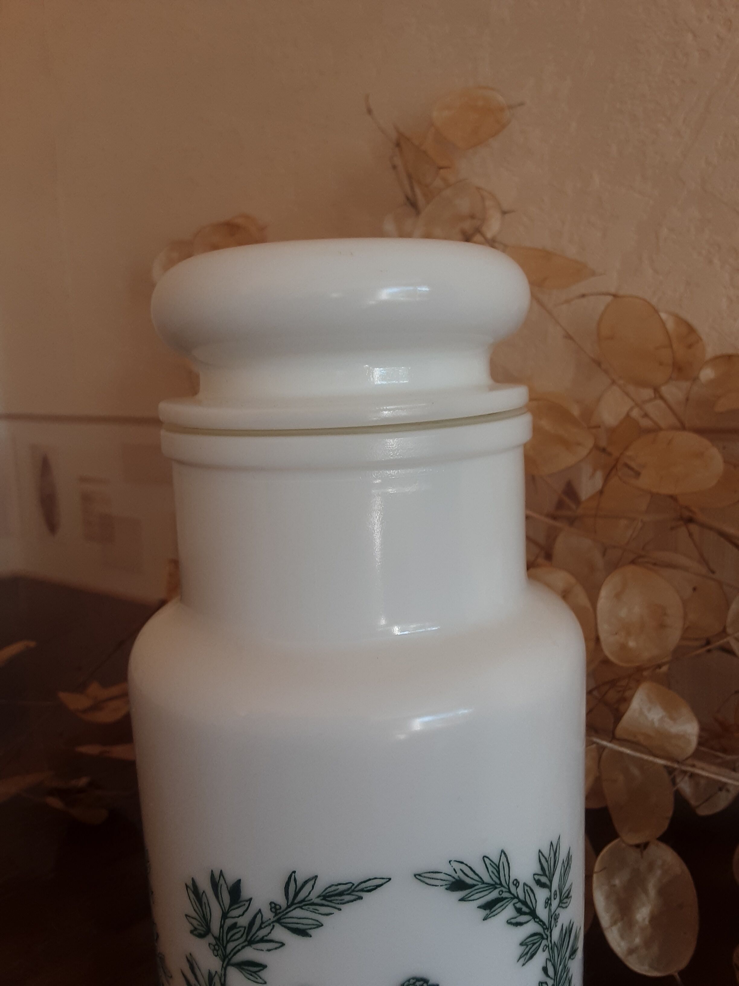 Opaline glass pot - vintage