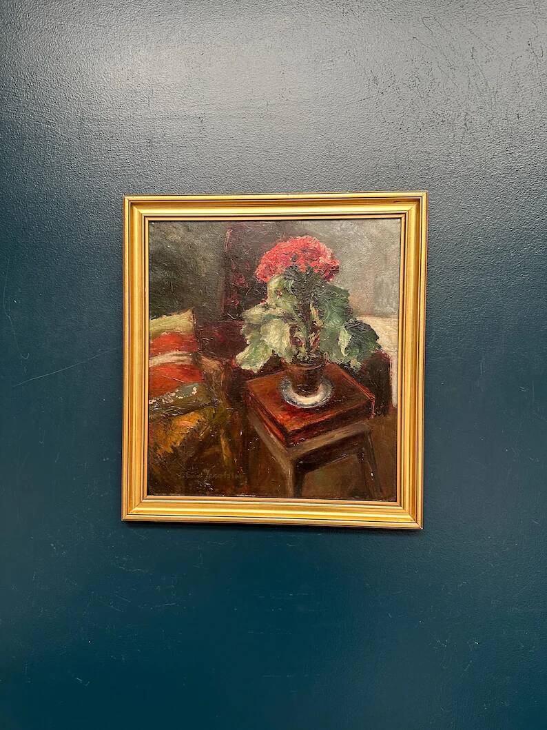 Original Swedish Oil on Panel - "Cineraria i Kruka" by Elna Jacobsson - Signed - Vintage and Framed - 48 × 43.5 cm (18.9" × 17.1")