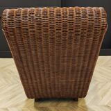 Vintage lounge chair