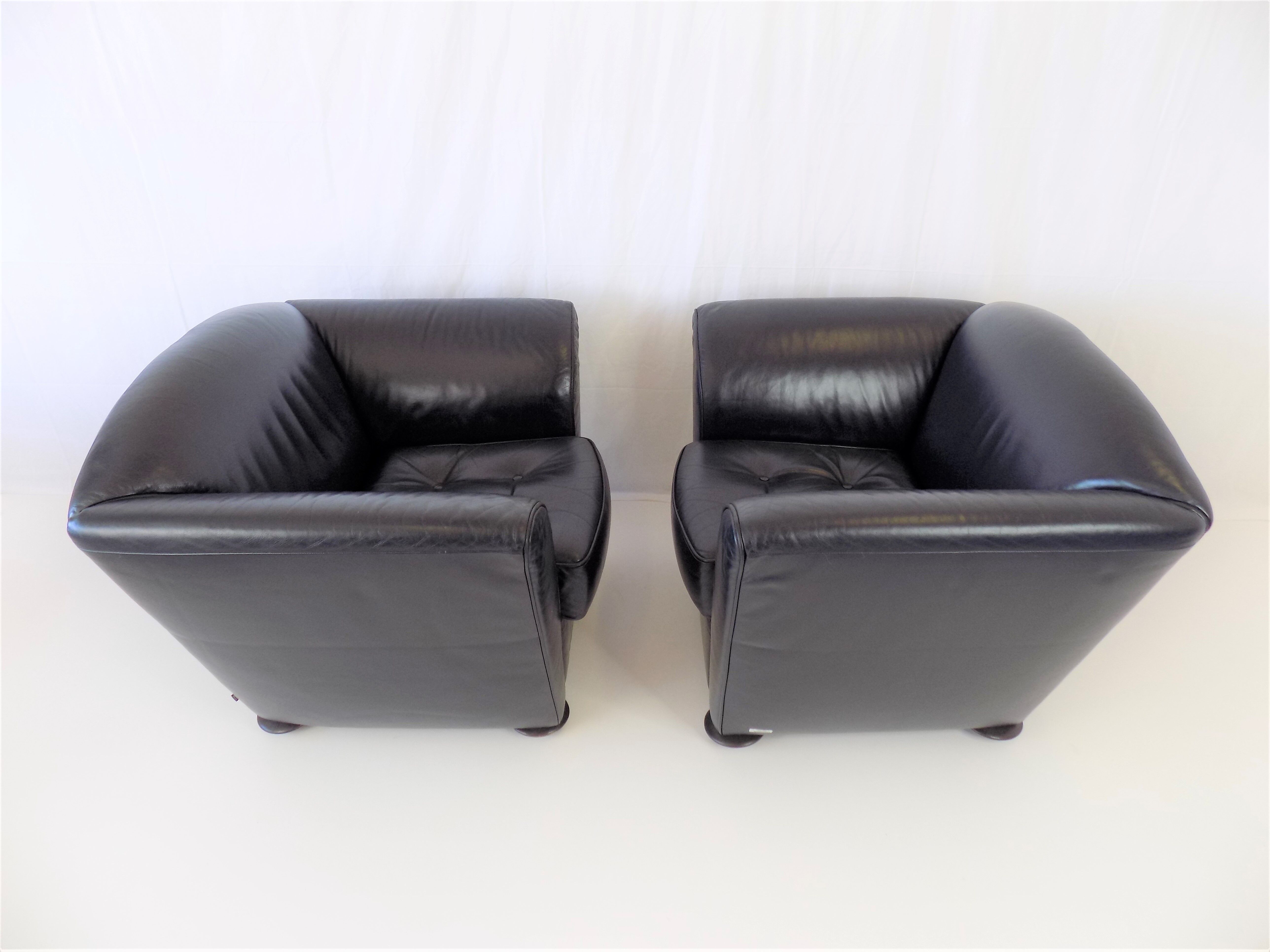 Cor zelda set of 2 leather armchairs by peter maly