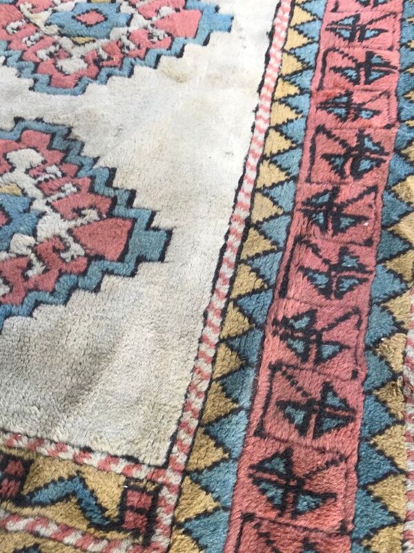 Carpet vintage turkish kars done hand 120 x 174 cm