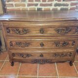 Louis XV style chest of drawers in solid oak