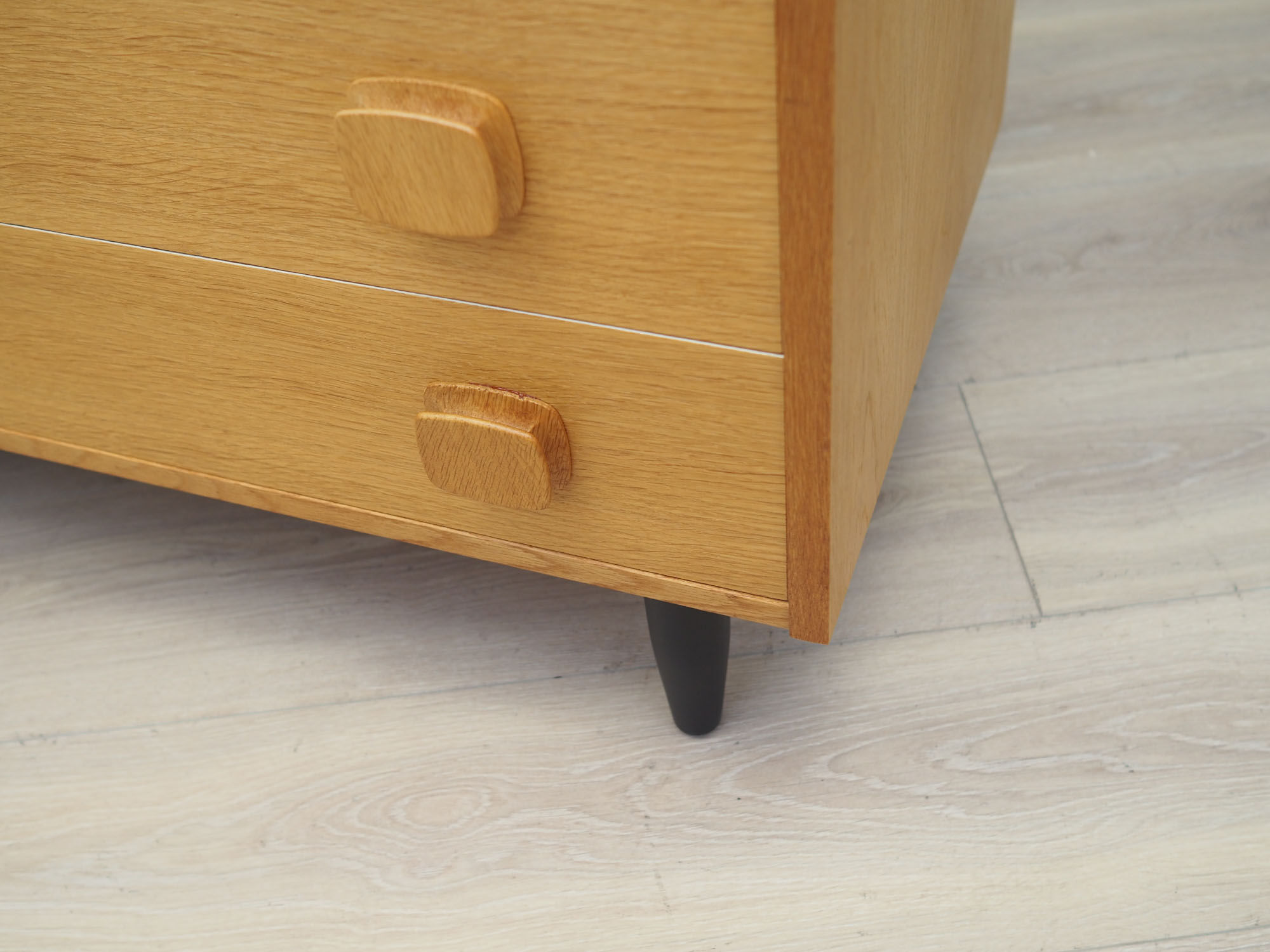 Commode en frêne, design danois, années 70, fabriqué au Danemark