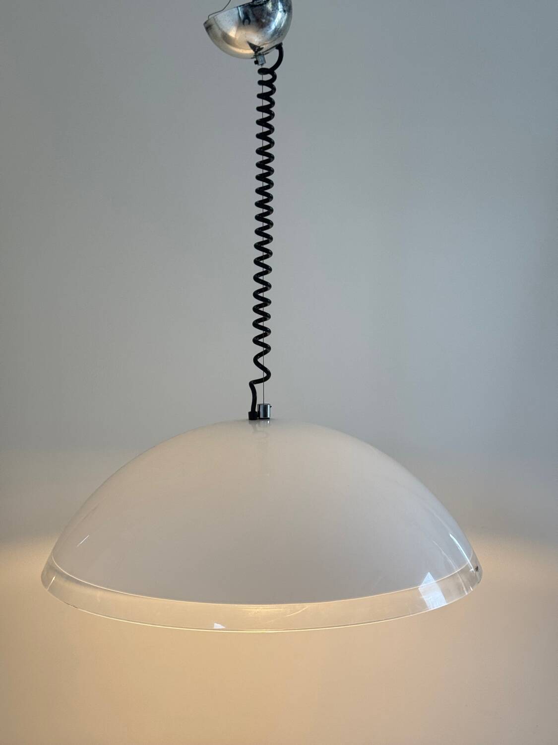 Suspension Chandelier Model Bella Design Franco Bresciani for iGuzzini Italy 1970