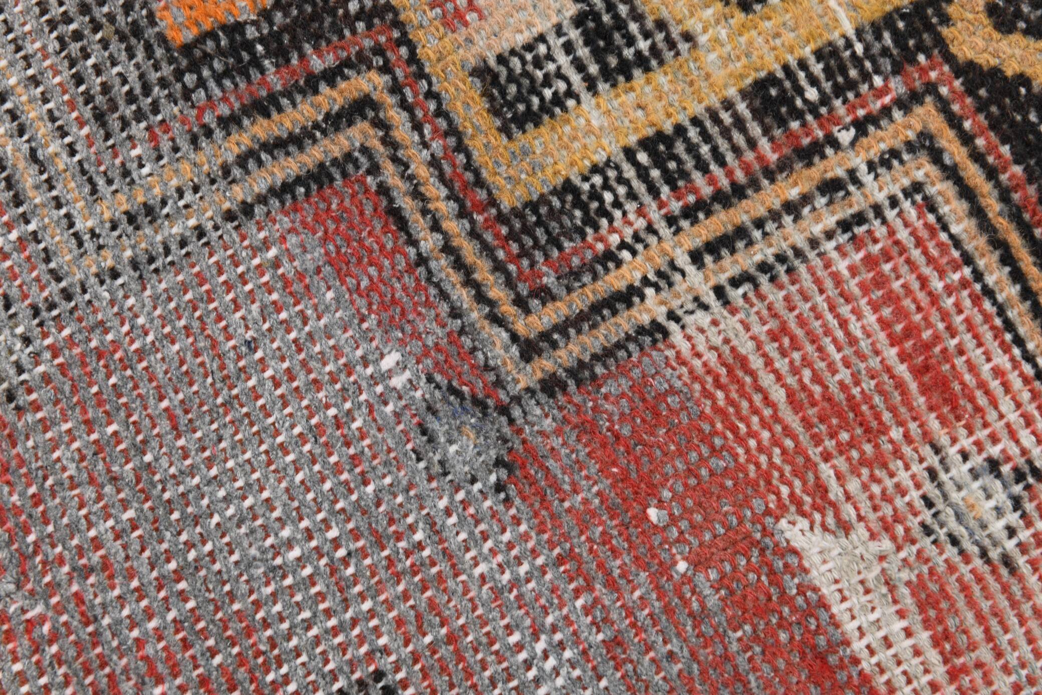 3x6 Shades Of Red & Black Handmade Wool Classic Vintage Rug, 100x179Cm