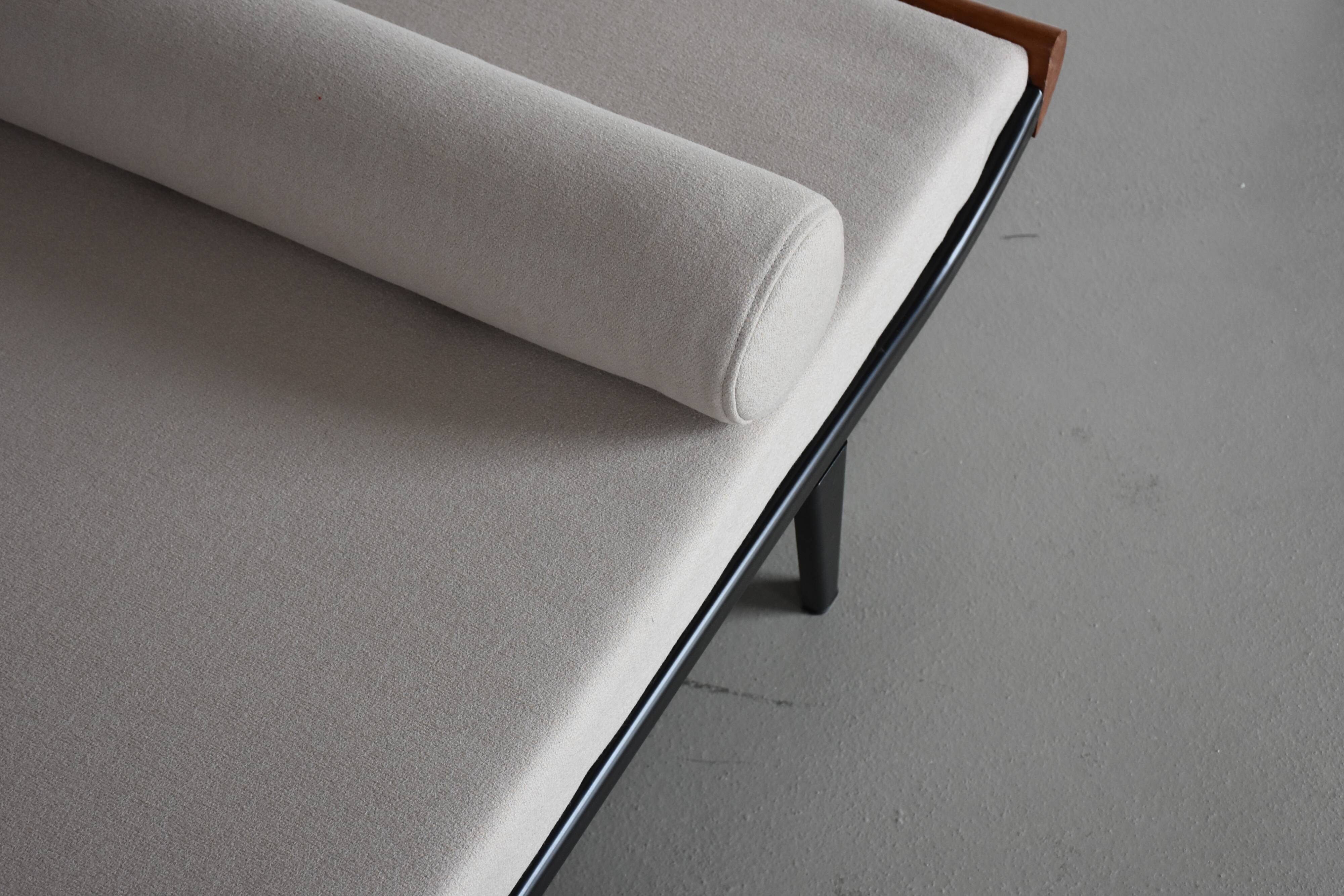 Mid-century Cleopatra daybed, teak and metal frame, 1960s