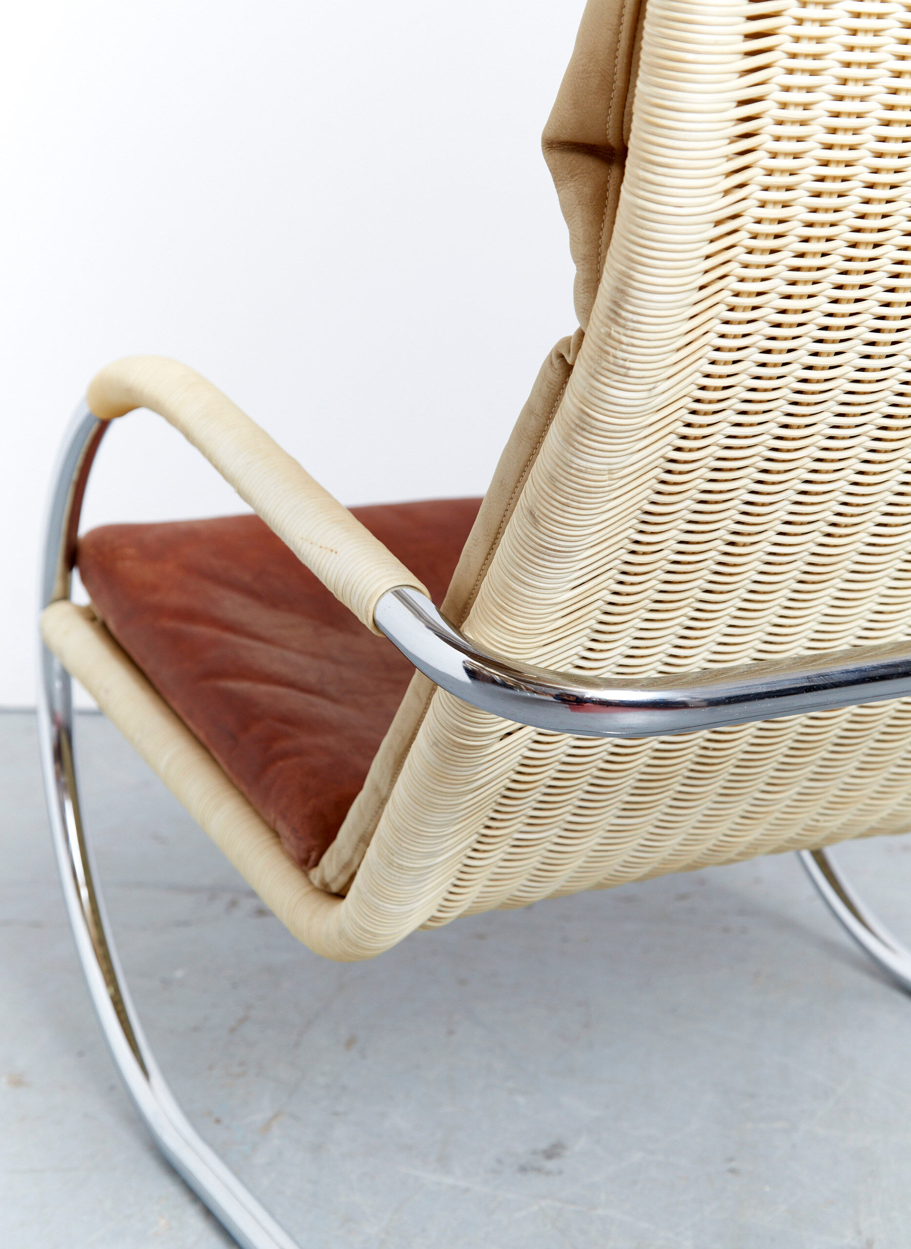 Anton Lorenz Bauhaus Cantilever D35 + Ottoman E35 for Tecta