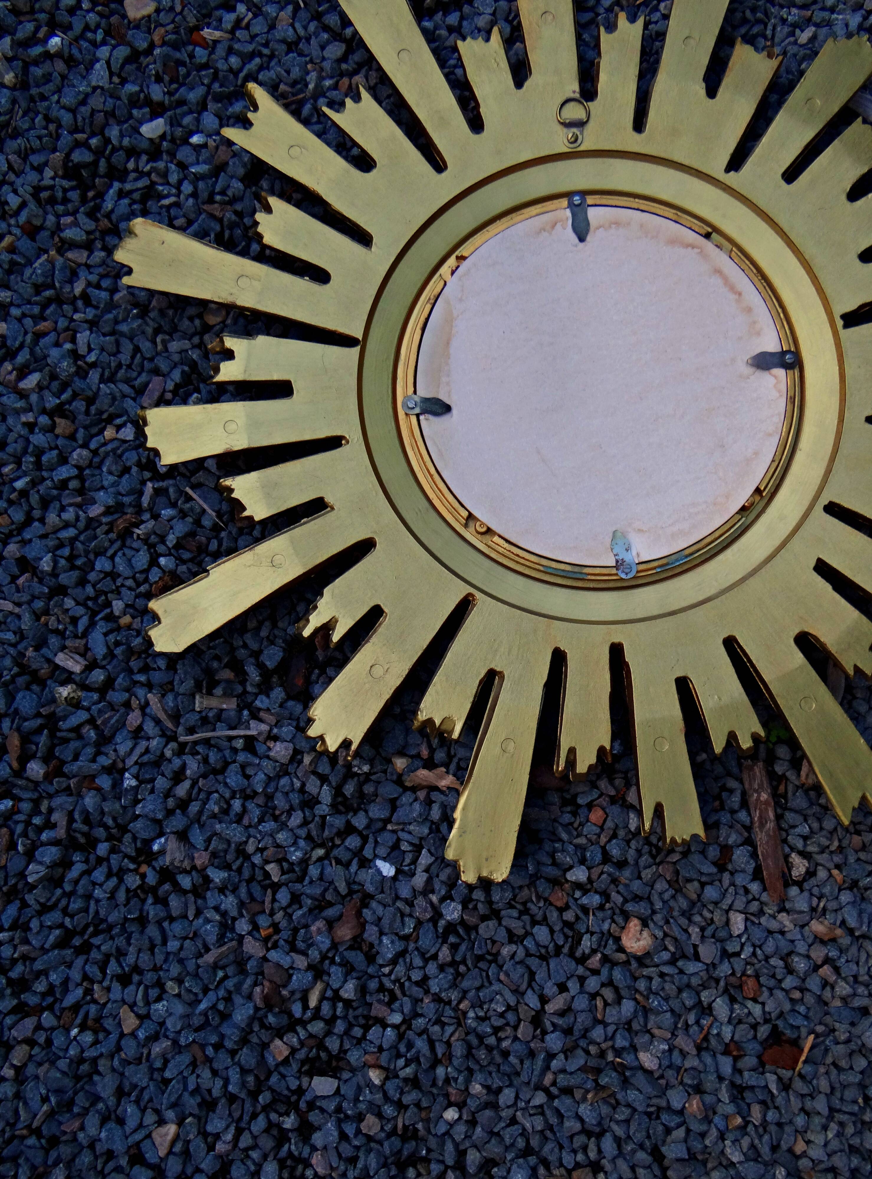 Miroir Soleil Sunburst œil de sorcière en résine doré style mid-century