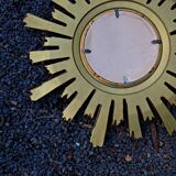 Miroir Soleil Sunburst œil de sorcière en résine doré style mid-century