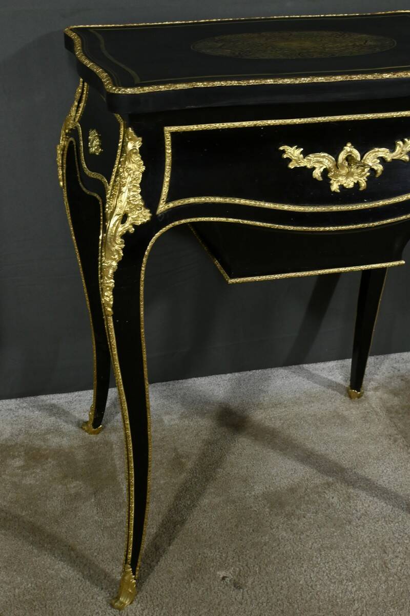 Worker in Blackened Pear Tree, Napoleonic III Era – Mid 19th Century