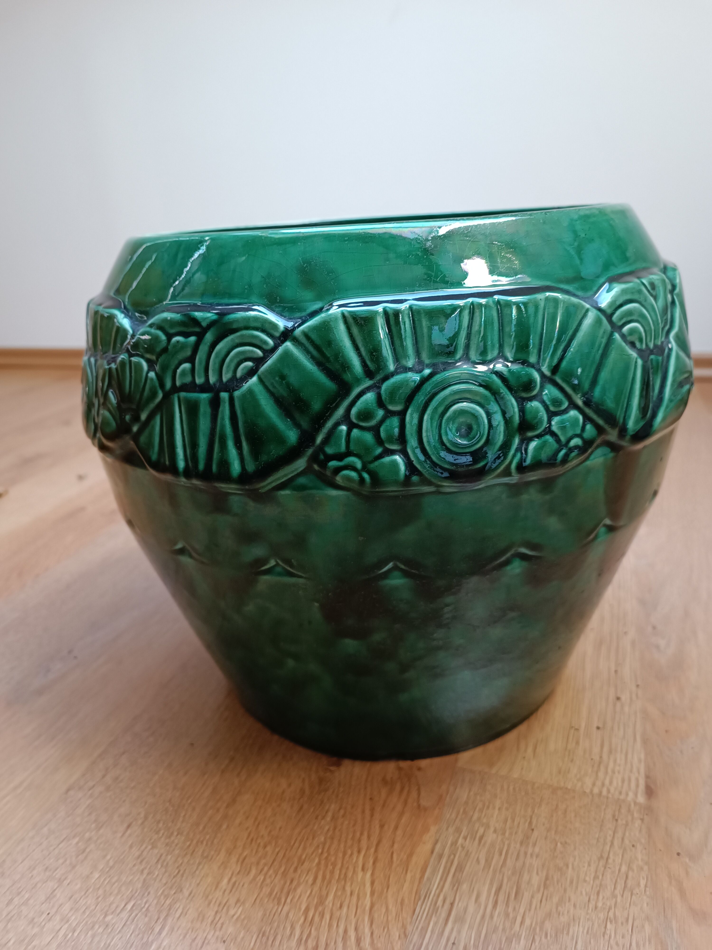 Cache pot in faience of Orchies, 50s