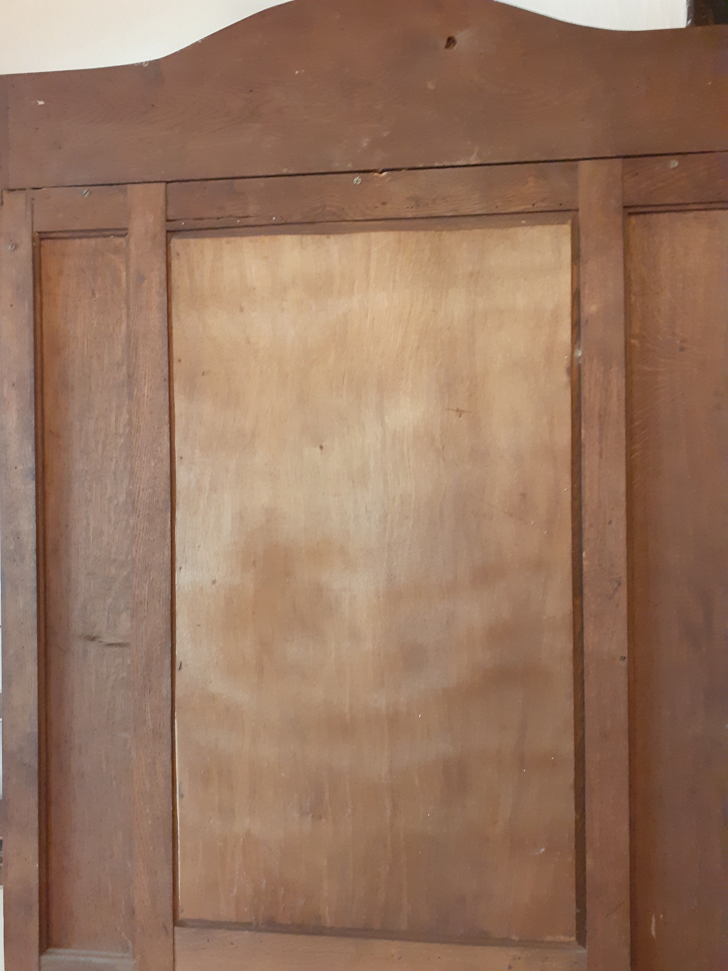 Gold oak coat holder