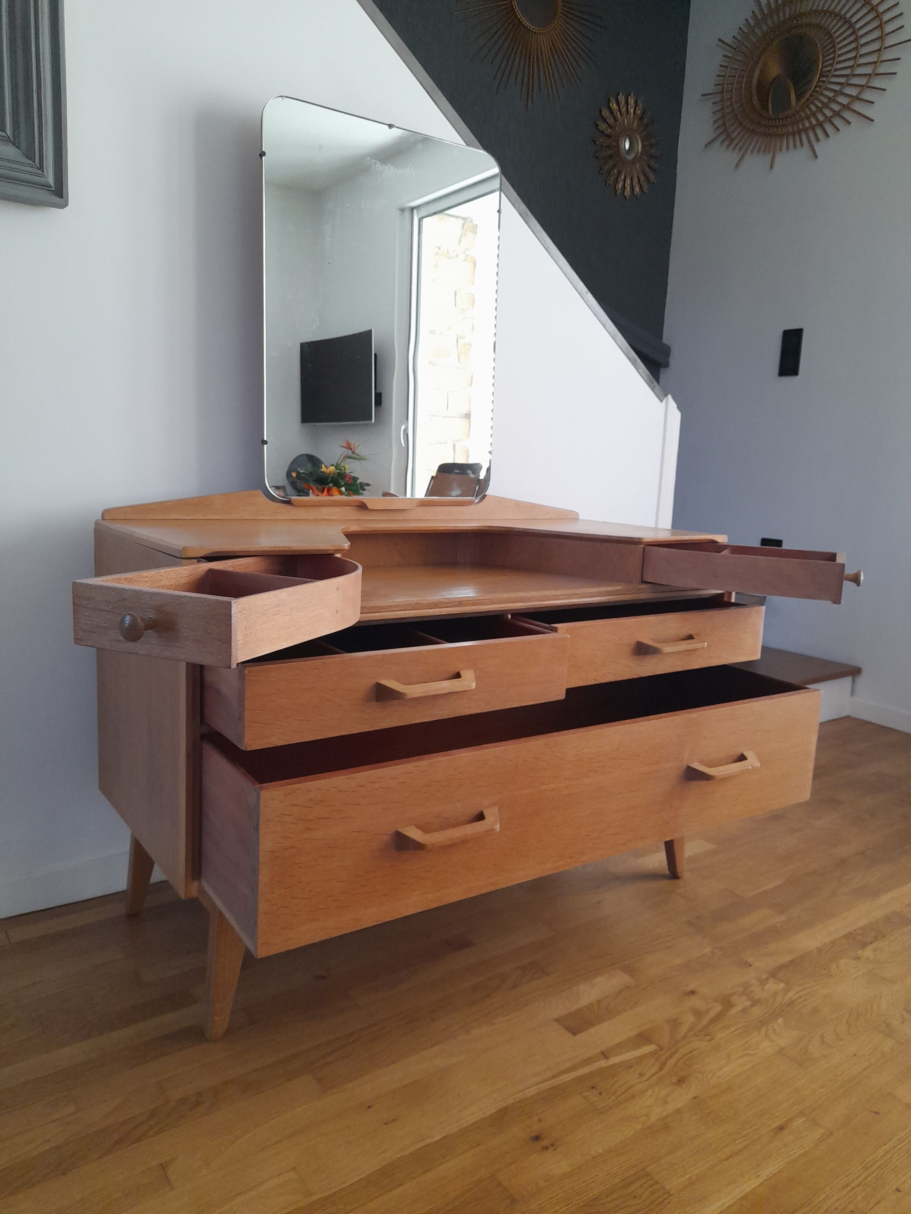 Compass foot dressing table from the 50s