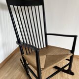Fauteuil à bascule J16 Mobler Hans Wegner