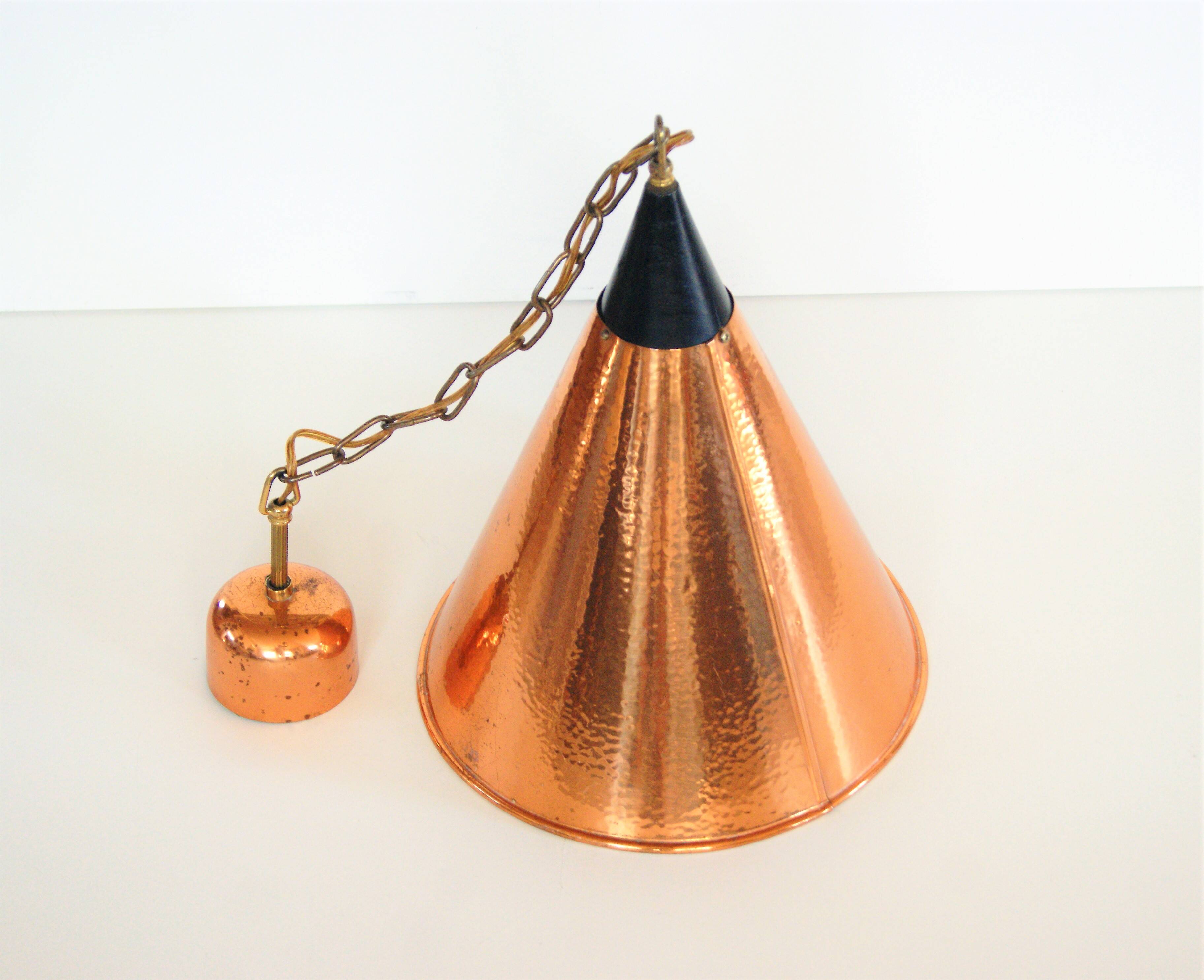 Rare cone - shaped pendant lamp in hammered structed copper - Denmark 1960s.