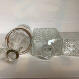 Pair of carafe bottles with stoppers