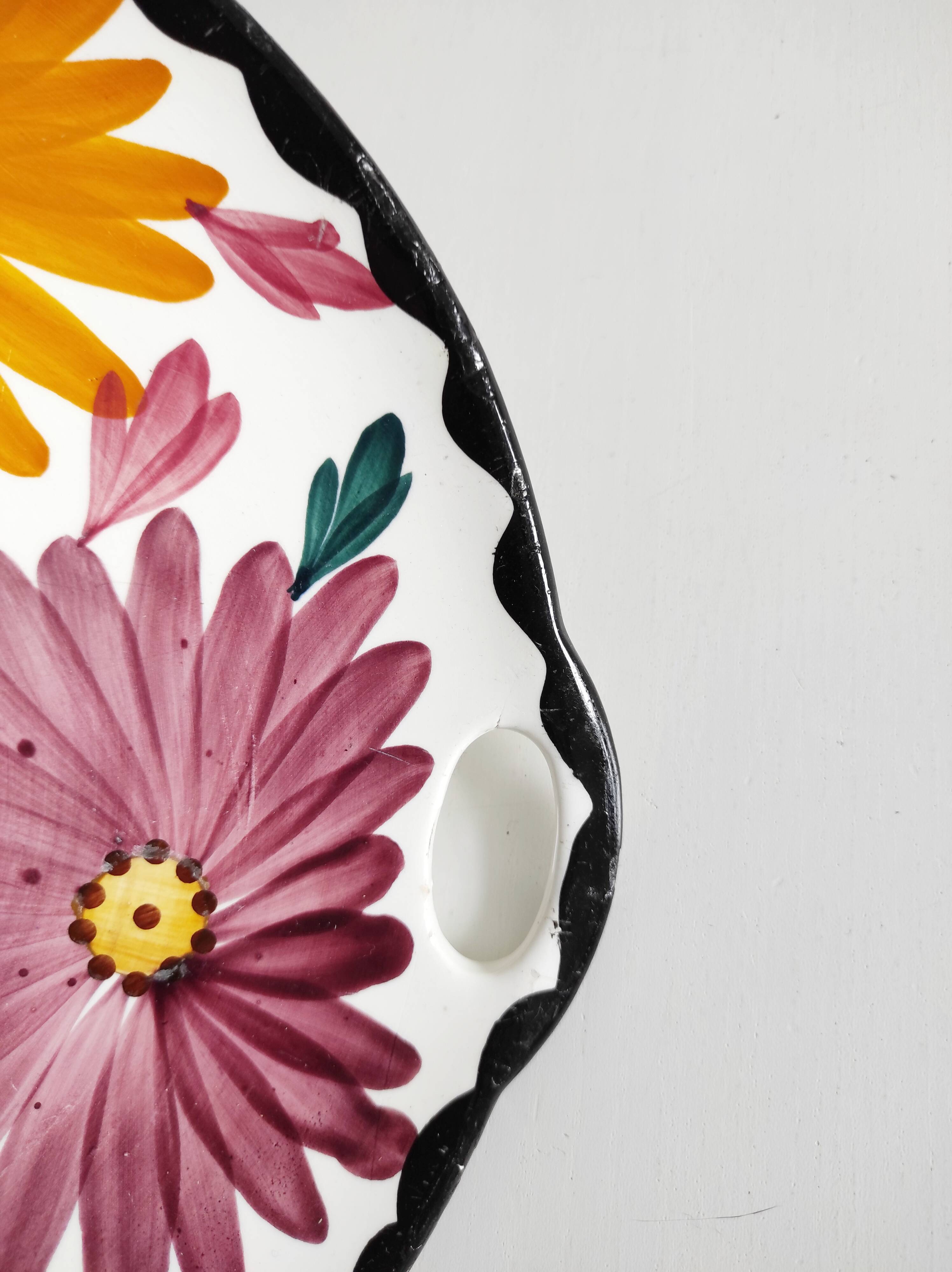 Two Schramberg Majolika painted flower dishes