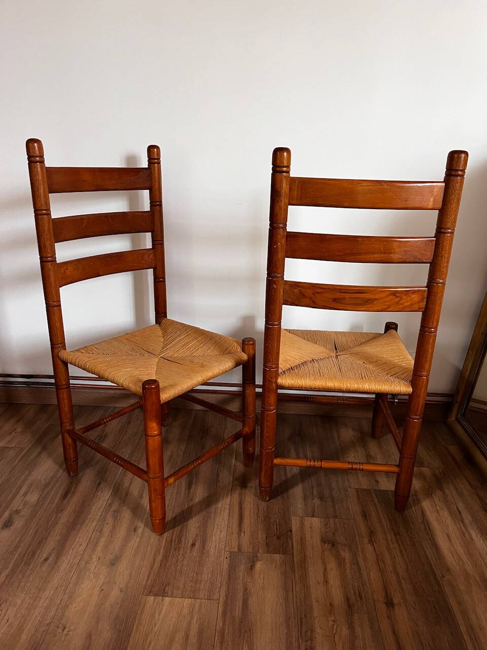 Paire de chaises bois