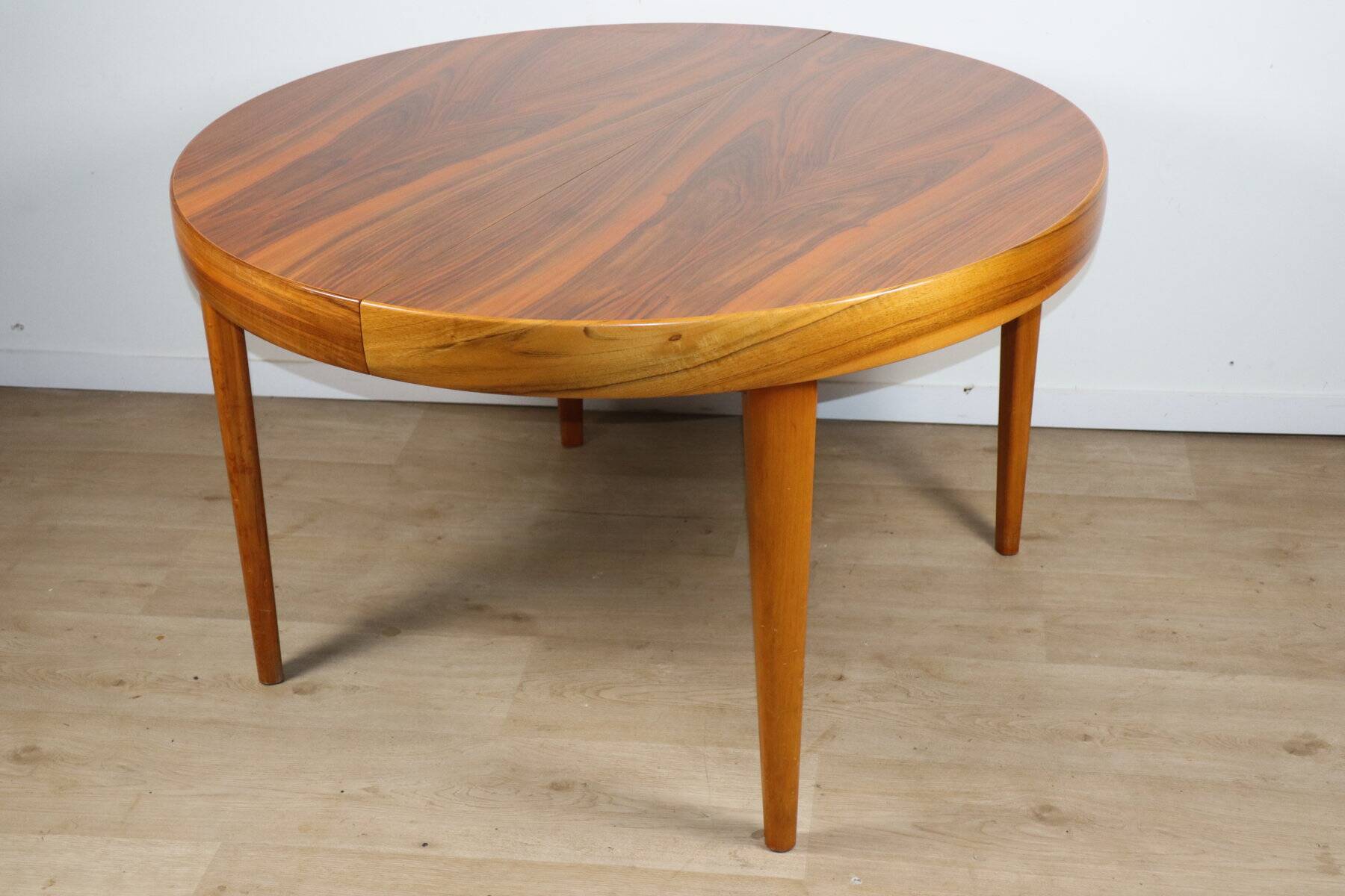 Scandinavian extendable dining table in teak – 1960s