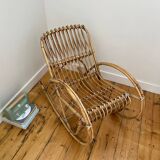 Fauteuil à bascule en rotin pour enfant